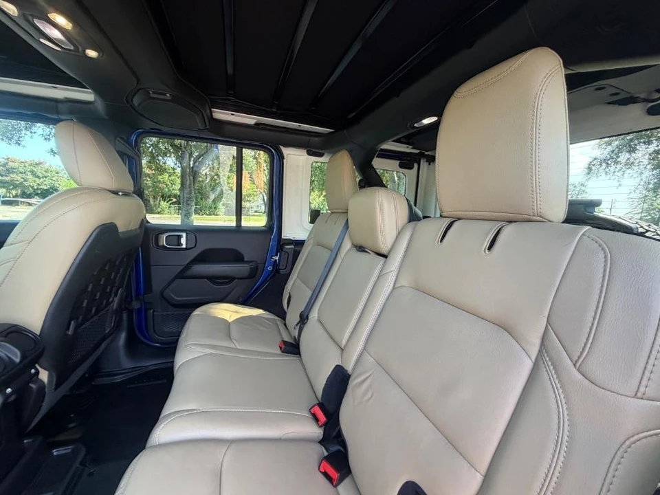 2019 Jeep JL Wrangler - Image 30 of 31