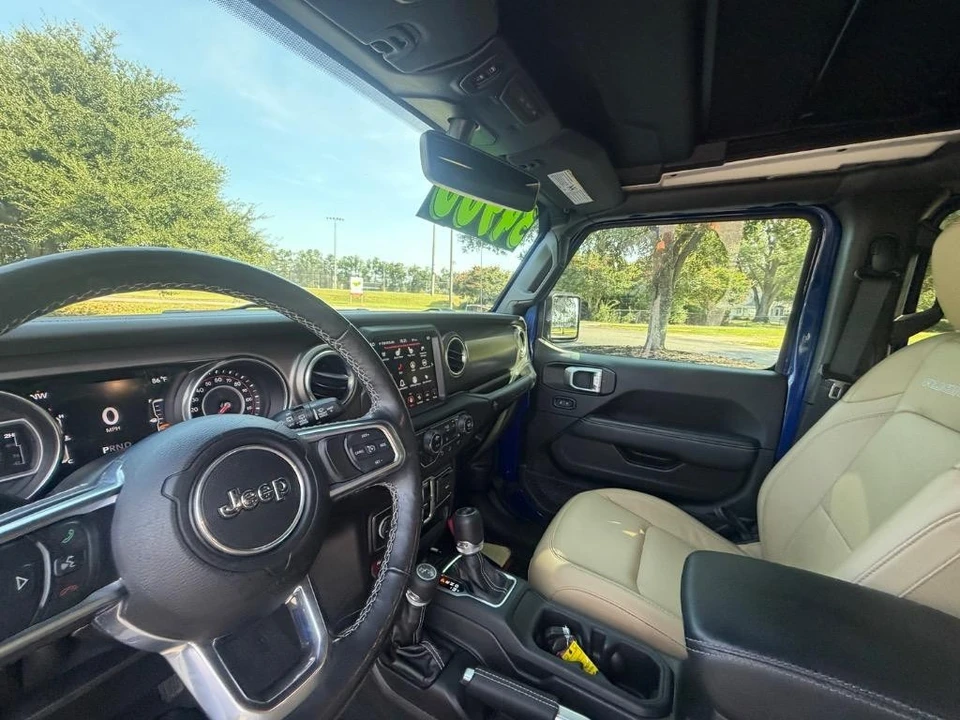 2019 Jeep JL Wrangler - Image 11 of 31