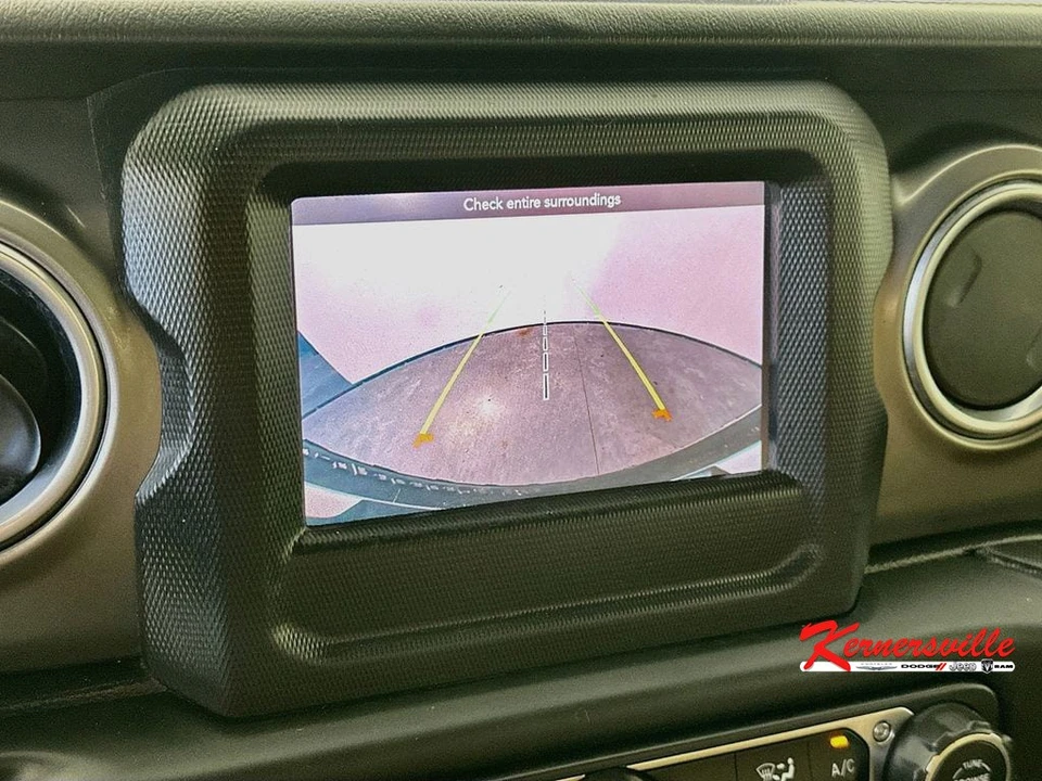 2019 Jeep JL Wrangler - Image 20 of 24