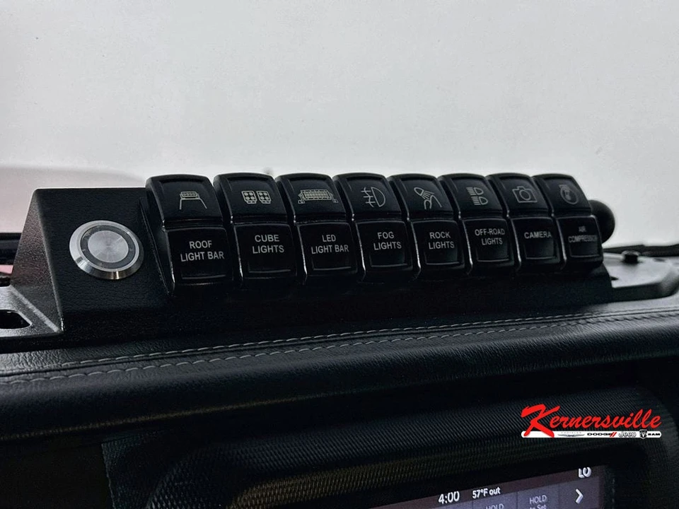 2019 Jeep JL Wrangler - Image 19 of 24