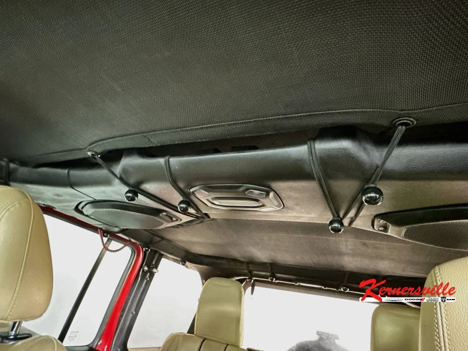 2019 Jeep JL Wrangler - Image 21 of 24
