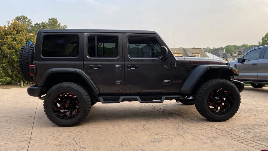 2019 Jeep JL Wrangler - Image 2 of 14