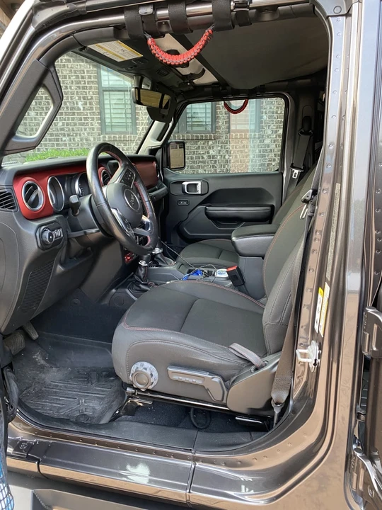 2019 Jeep JL Wrangler - Image 8 of 14