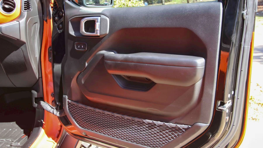 2019 Jeep JL Wrangler - Image 9 of 31