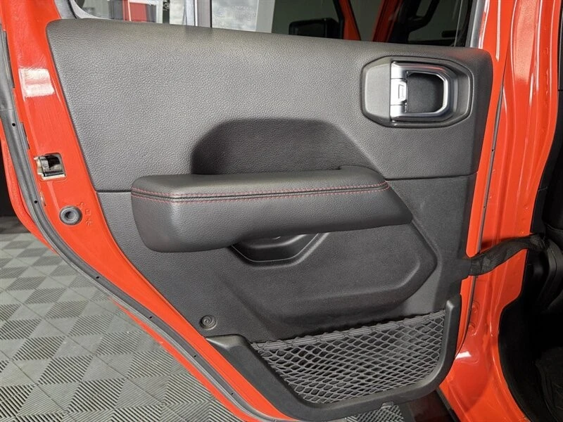 2019 Jeep JL Wrangler - Image 29 of 31