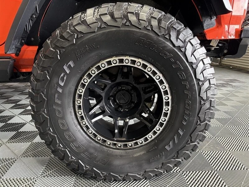2019 Jeep JL Wrangler - Image 13 of 31