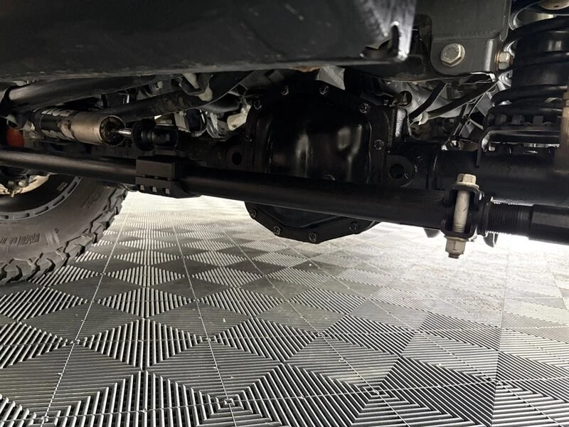 2019 Jeep JL Wrangler - Image 9 of 31