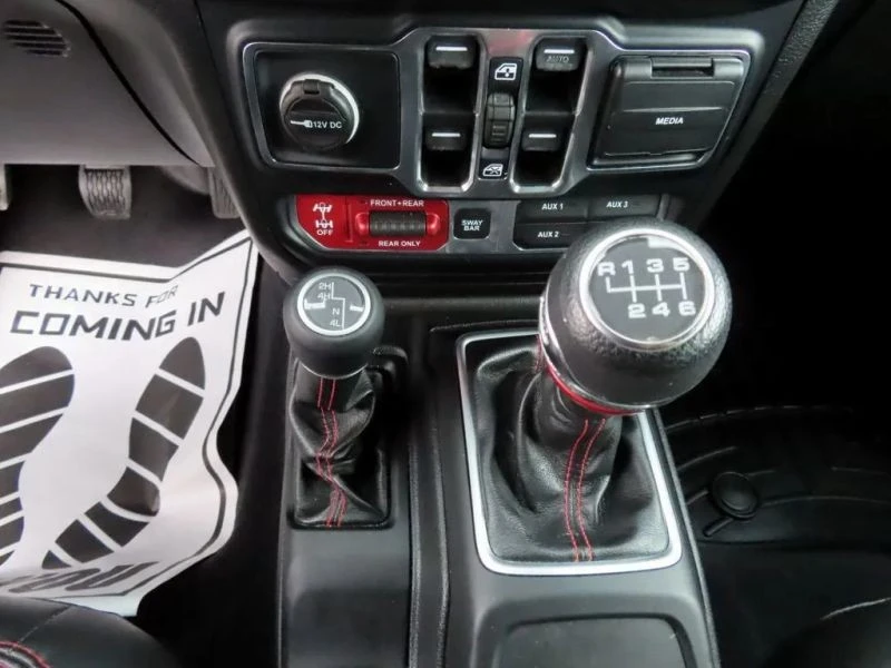 2019 Jeep JL Wrangler - Image 9 of 12