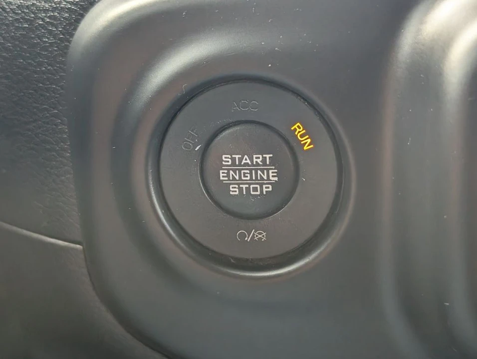 2019 Jeep JL Wrangler - Image 14 of 21