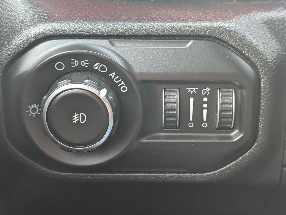 2019 Jeep JL Wrangler - Image 9 of 21