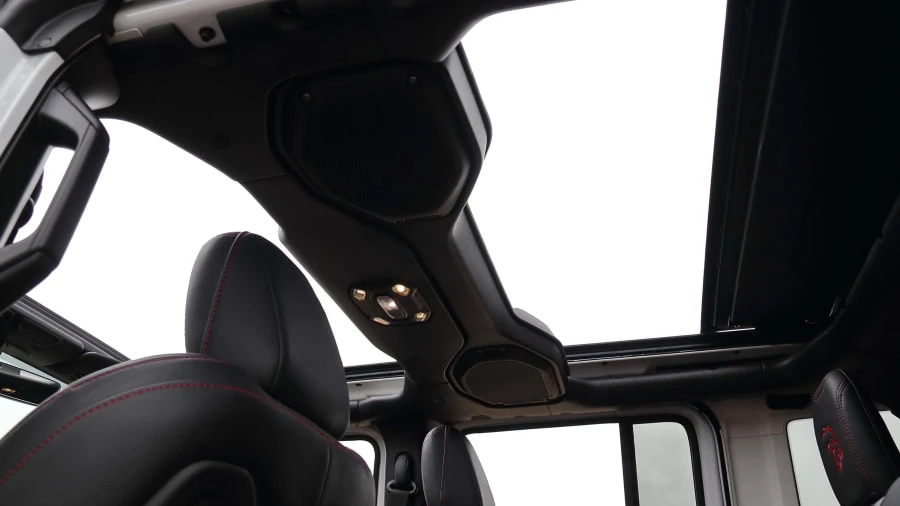 2019 Jeep JL Wrangler - Image 19 of 26