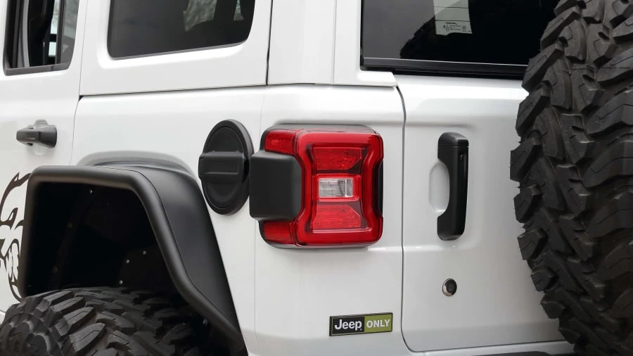 2019 Jeep JL Wrangler - Image 23 of 26