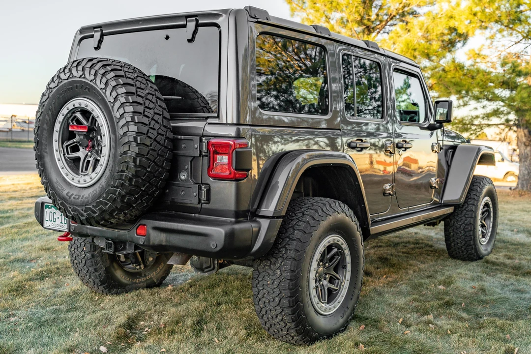 2019 Jeep JL Wrangler - Image 4 of 31
