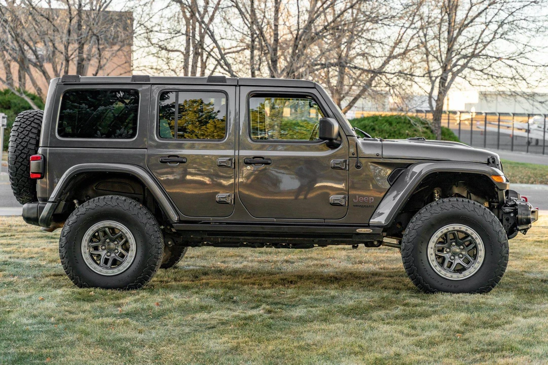 2019 Jeep JL Wrangler - Image 3 of 31
