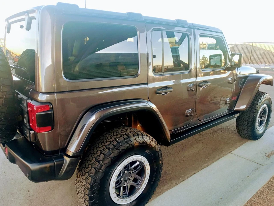 2019 Jeep JL Wrangler - Image 11 of 31