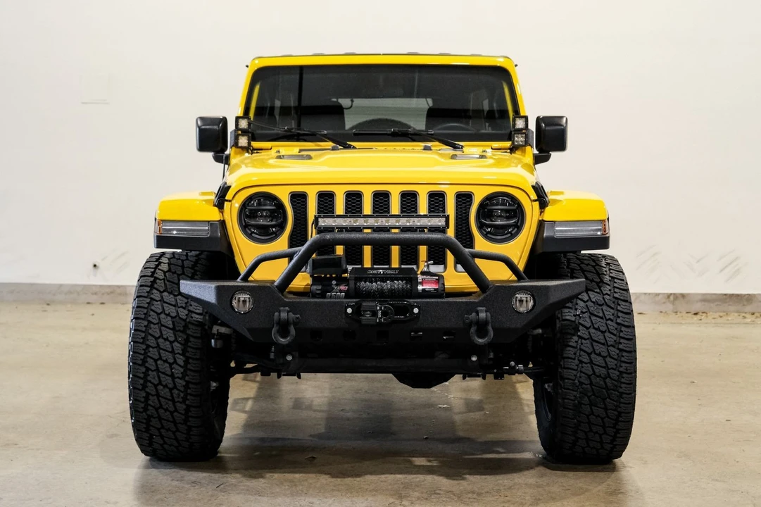 2019 Jeep JL Wrangler - Image 3 of 12