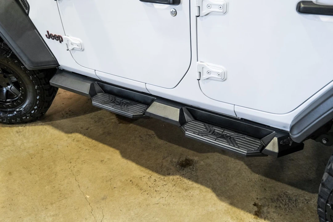 2019 Jeep JL Wrangler - Image 8 of 12