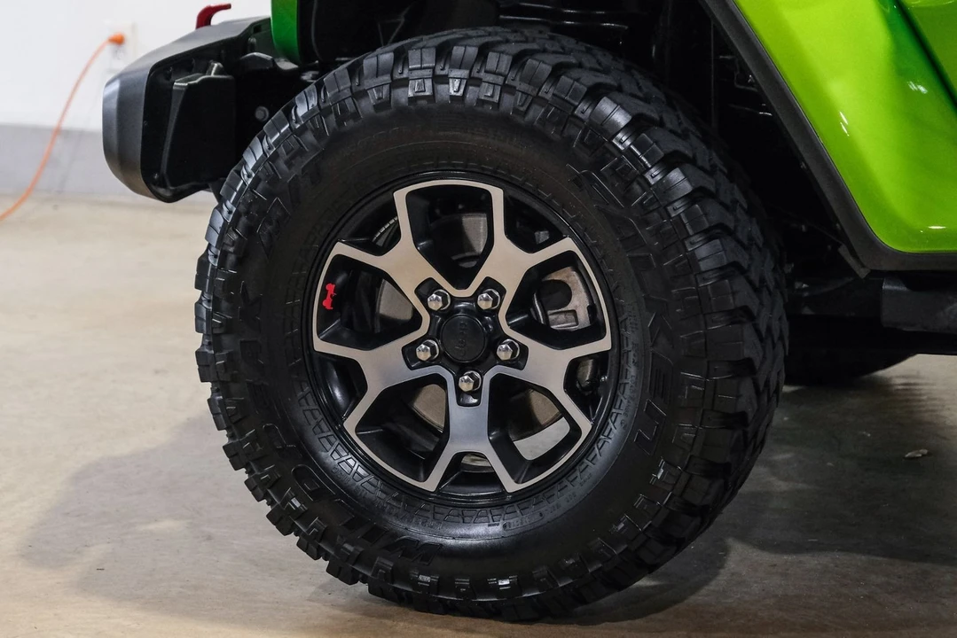 2019 Jeep JL Wrangler - Image 8 of 12