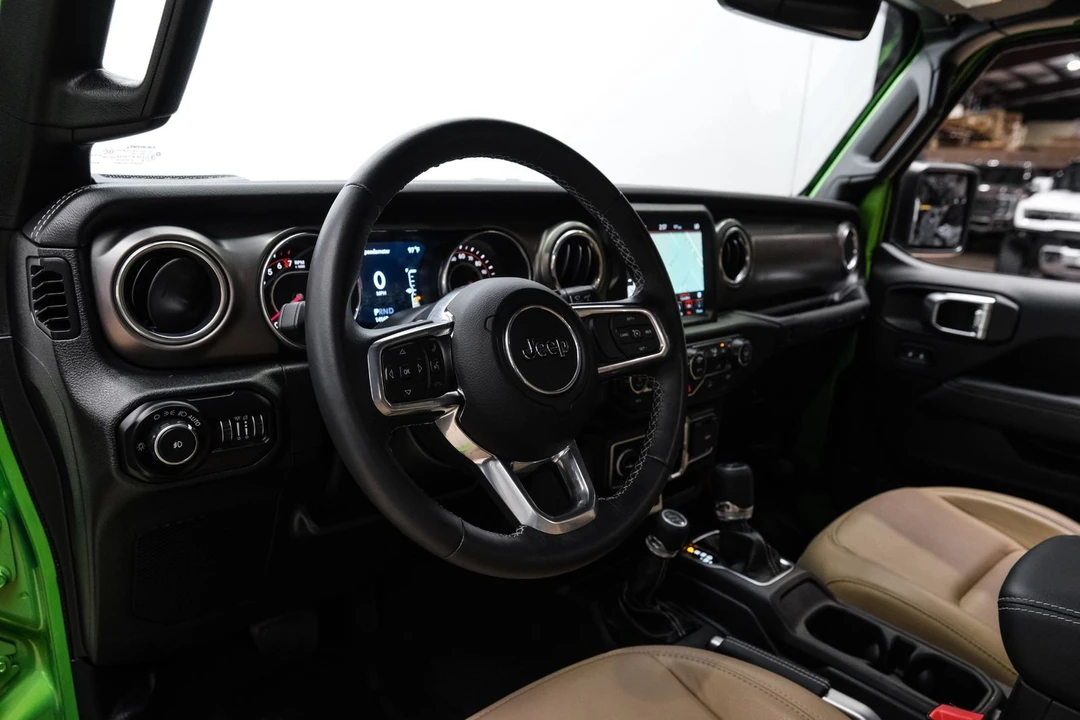 2019 Jeep JL Wrangler - Image 11 of 12