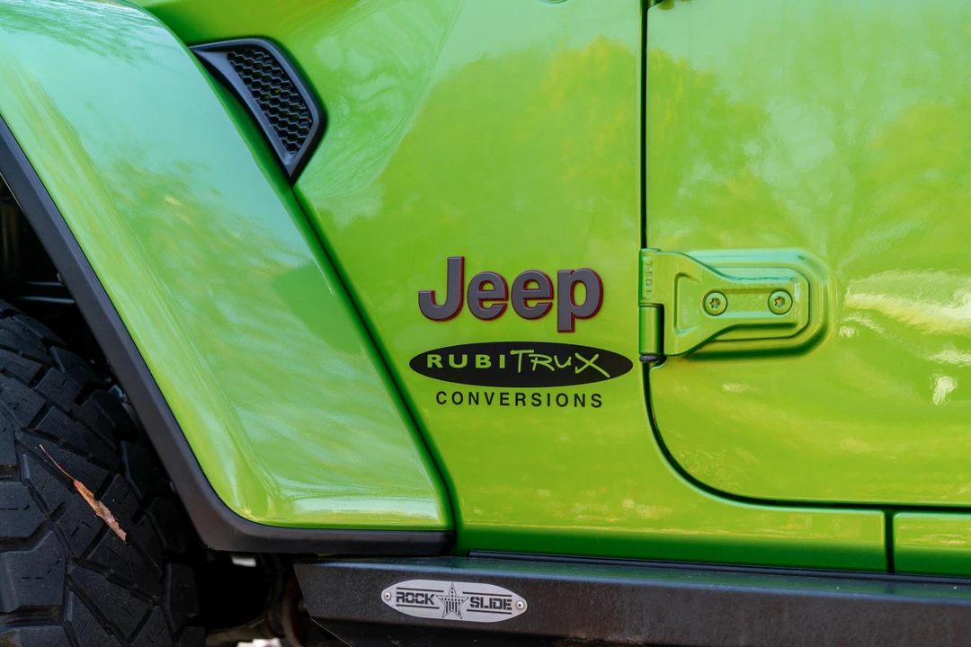 2019 Jeep JL Wrangler - Image 22 of 31