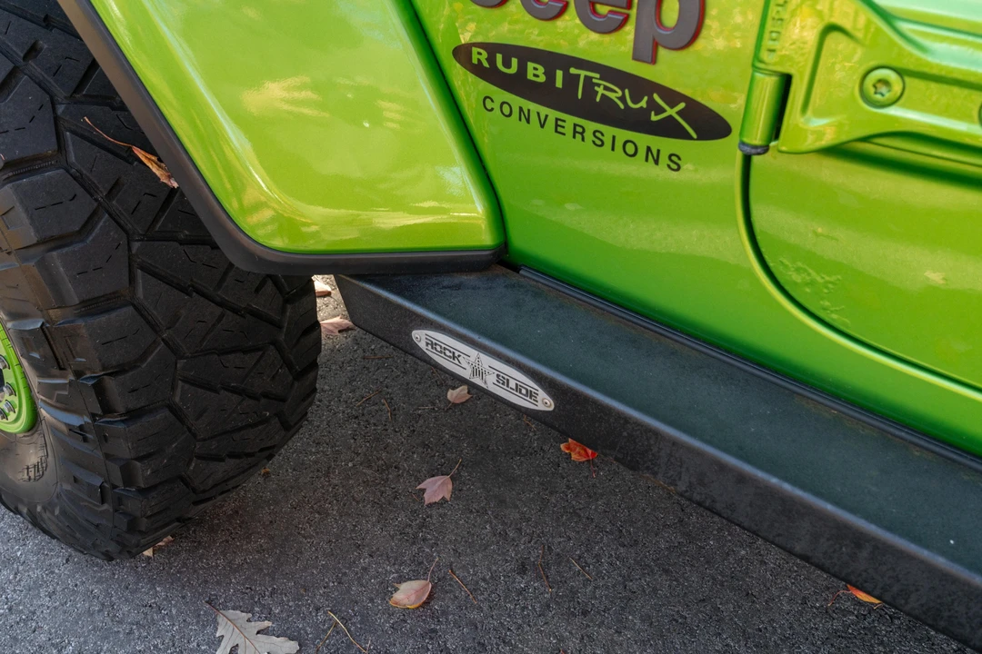 2019 Jeep JL Wrangler - Image 23 of 31