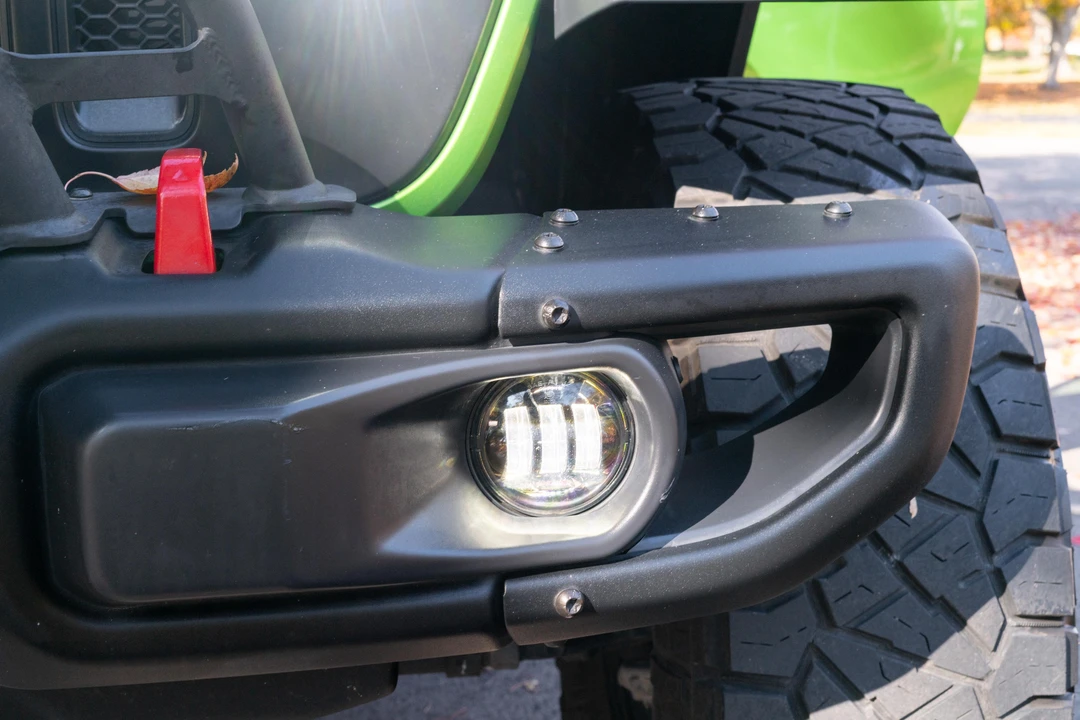 2019 Jeep JL Wrangler - Image 18 of 31