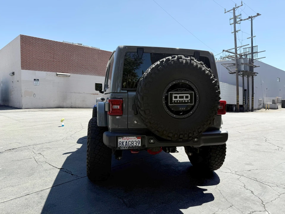 2019 Jeep JL Wrangler - Image 11 of 31