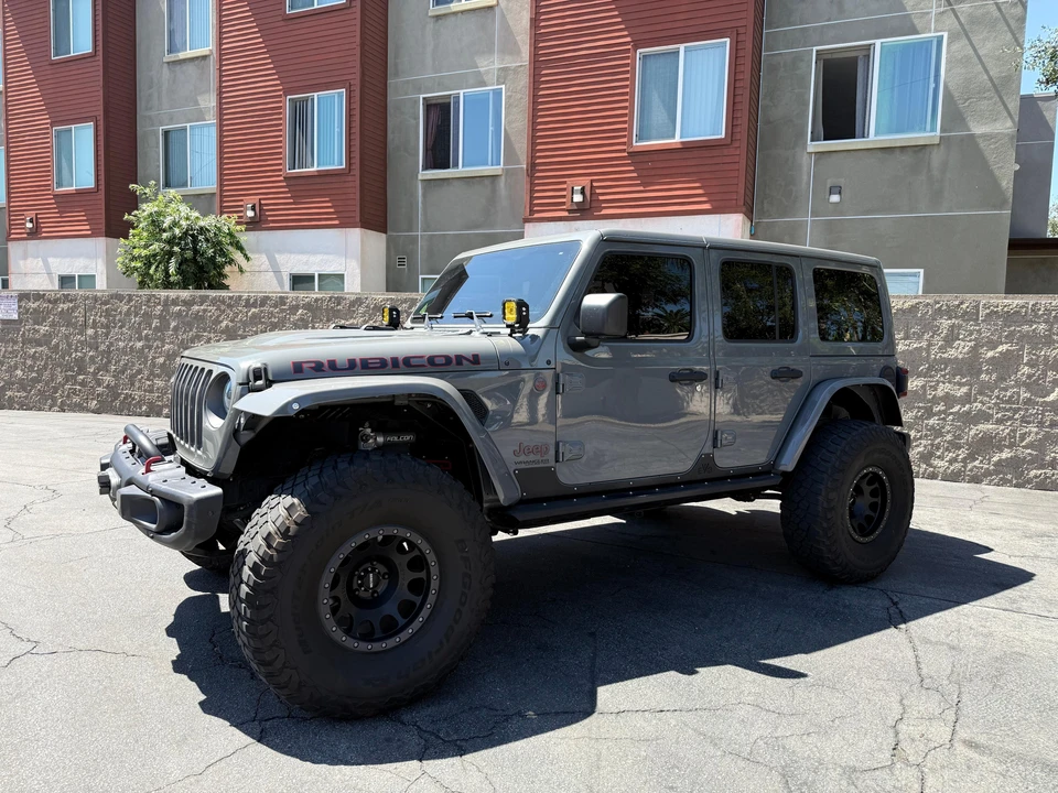 2019 Jeep JL Wrangler - Image 8 of 31