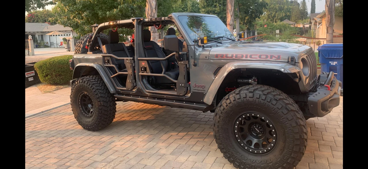 2019 Jeep JL Wrangler - Image 25 of 31