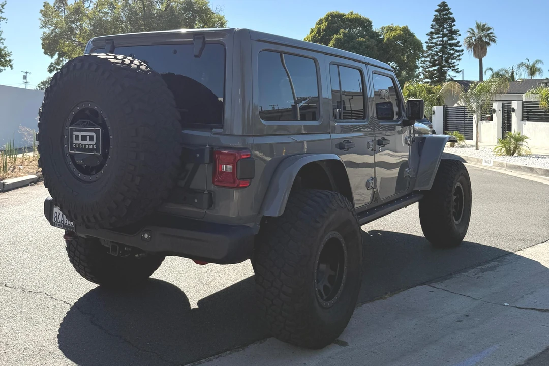 2019 Jeep JL Wrangler - Image 22 of 31