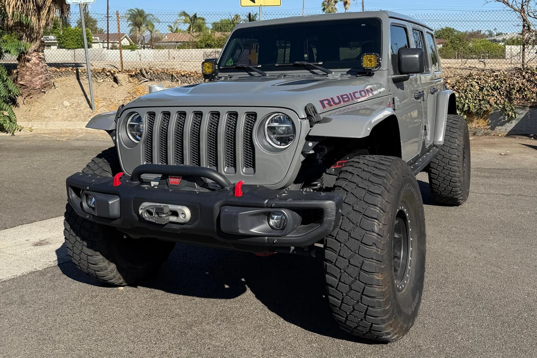 2019 Jeep JL Wrangler - Image 16 of 31