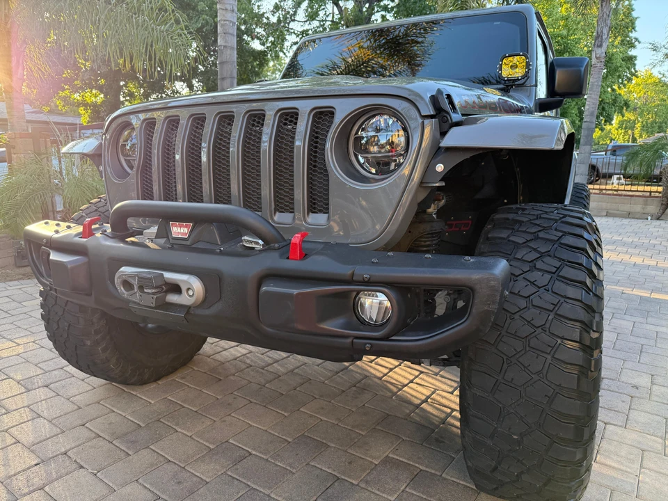 2019 Jeep JL Wrangler - Image 30 of 31