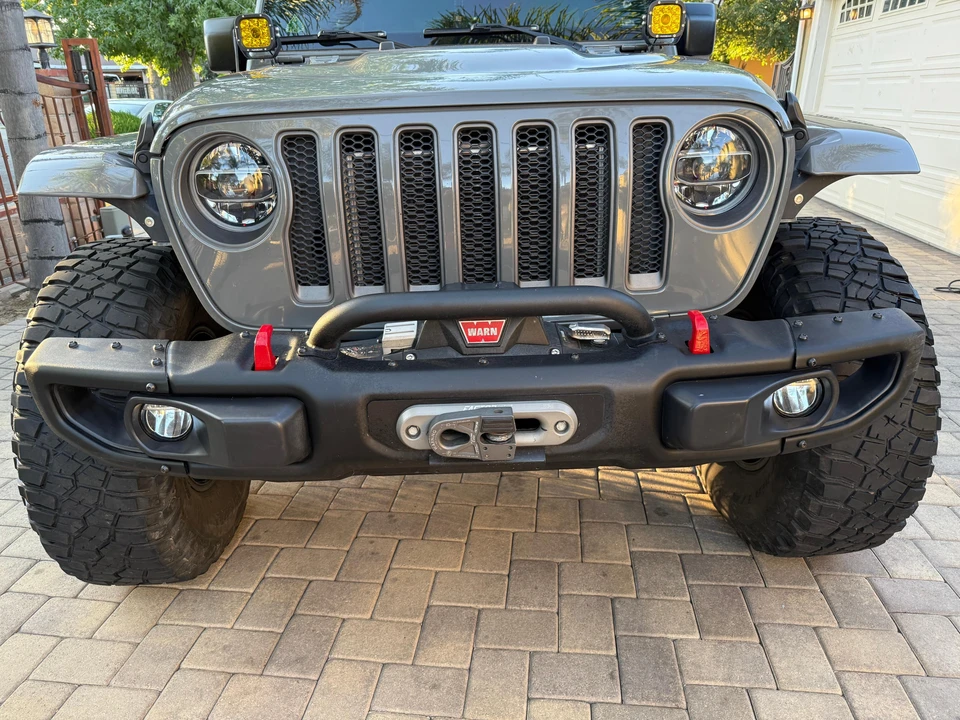 2019 Jeep JL Wrangler - Image 29 of 31