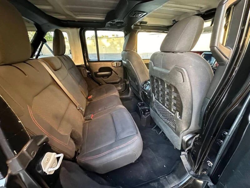 2019 Jeep JL Wrangler - Image 15 of 21