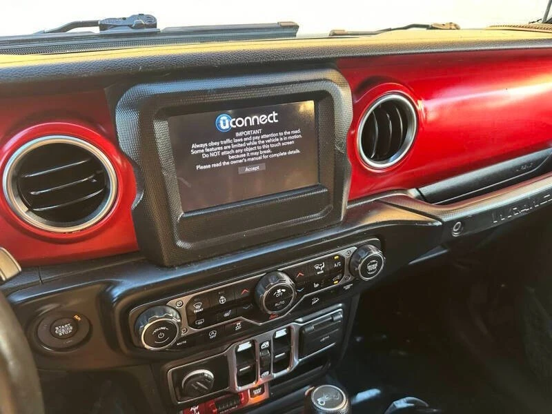 2019 Jeep JL Wrangler - Image 19 of 21