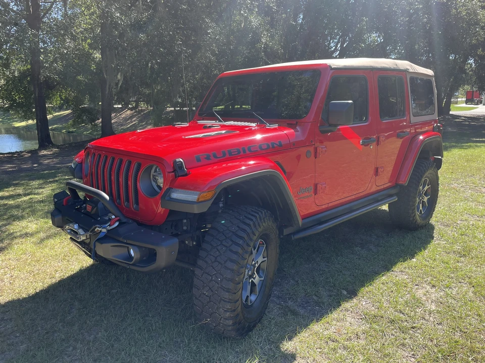 2019 Jeep JL Wrangler - Image 2 of 31