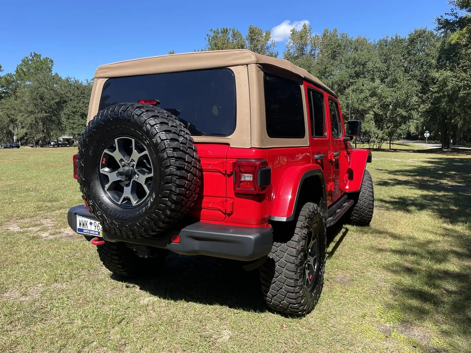 2019 Jeep JL Wrangler - Image 12 of 31