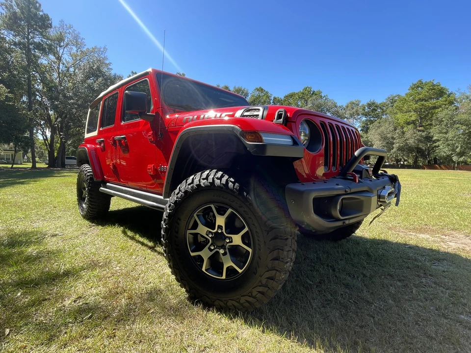 2019 Jeep JL Wrangler - Image 6 of 31