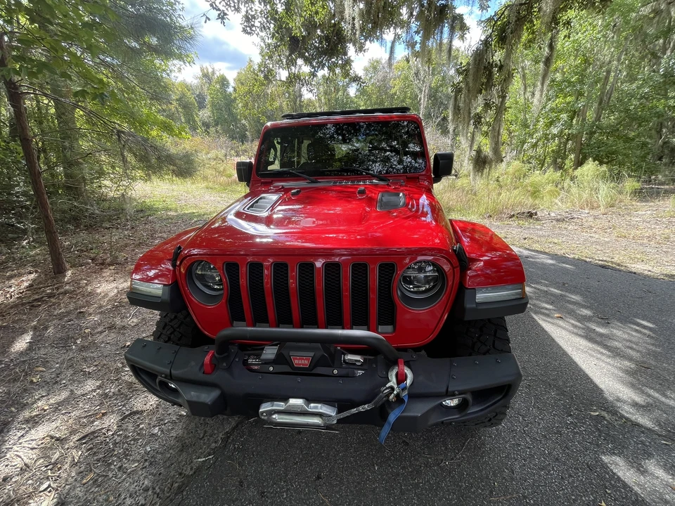 2019 Jeep JL Wrangler - Image 23 of 31