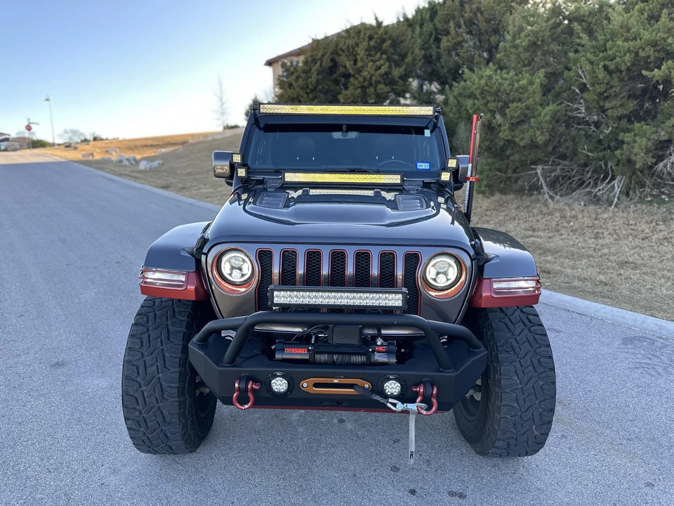 2019 Jeep JL Wrangler - Image 6 of 31