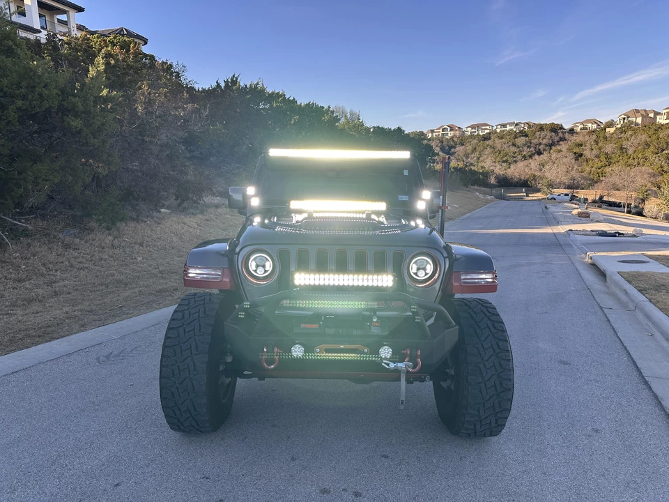 2019 Jeep JL Wrangler - Image 7 of 31