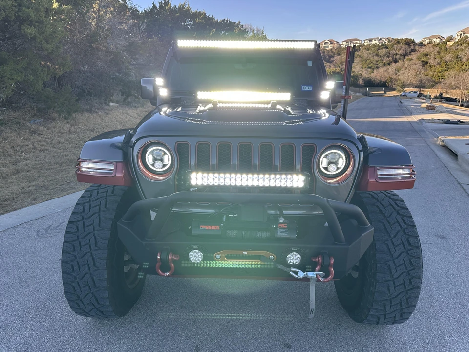 2019 Jeep JL Wrangler - Image 8 of 31