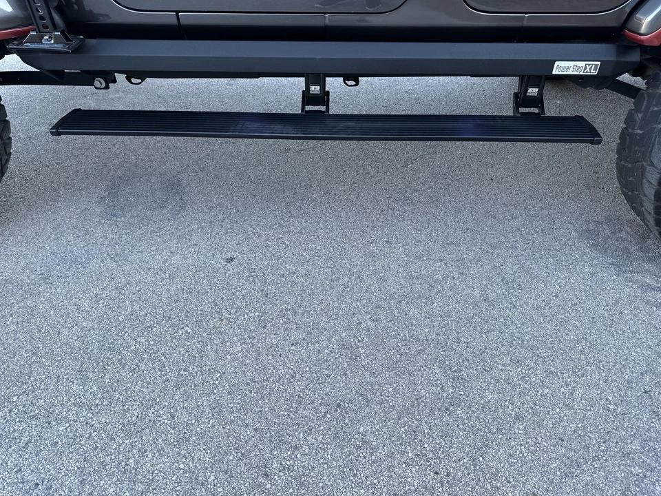 2019 Jeep JL Wrangler - Image 27 of 31