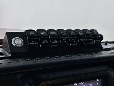 2019 Jeep JL Wrangler - Image 18 of 19
