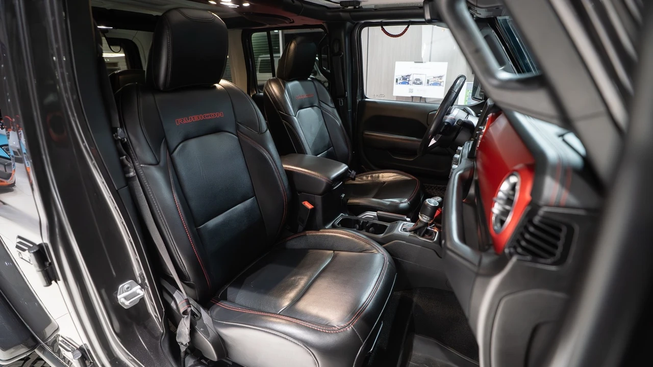 2019 Jeep JL Wrangler - Image 31 of 31
