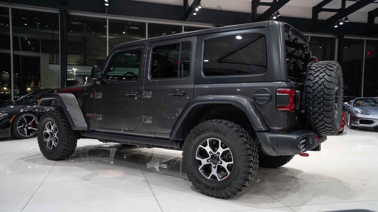 2019 Jeep JL Wrangler - Image 3 of 21