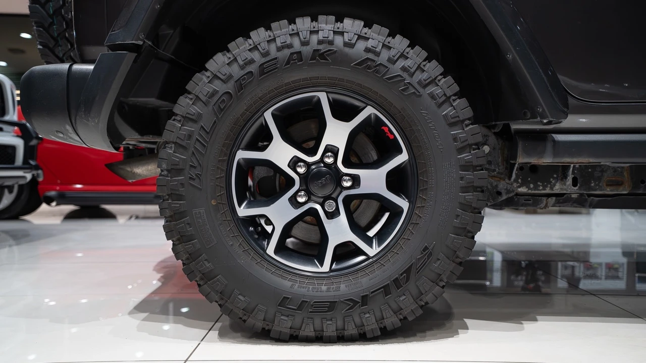 2019 Jeep JL Wrangler - Image 13 of 21