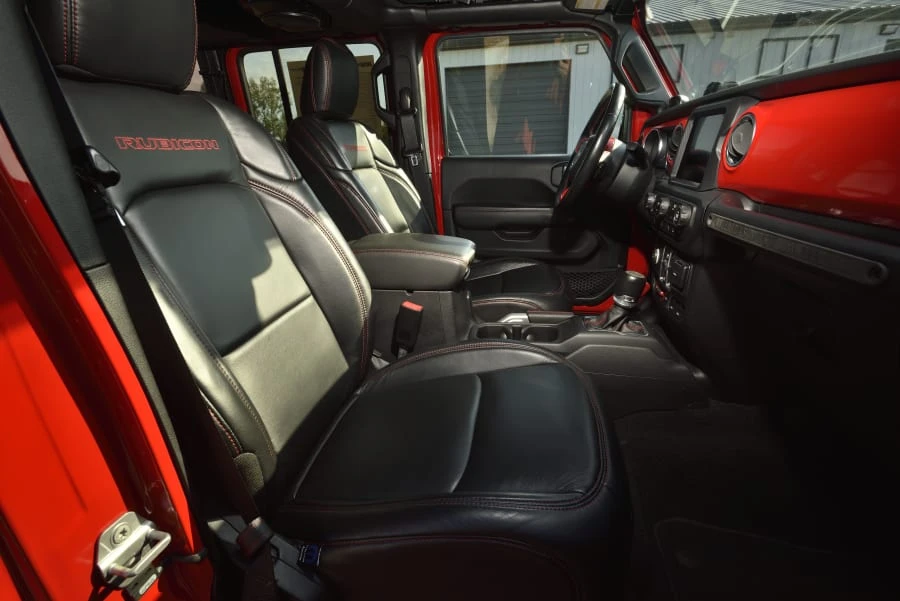 2019 Jeep JL Wrangler - Image 29 of 31