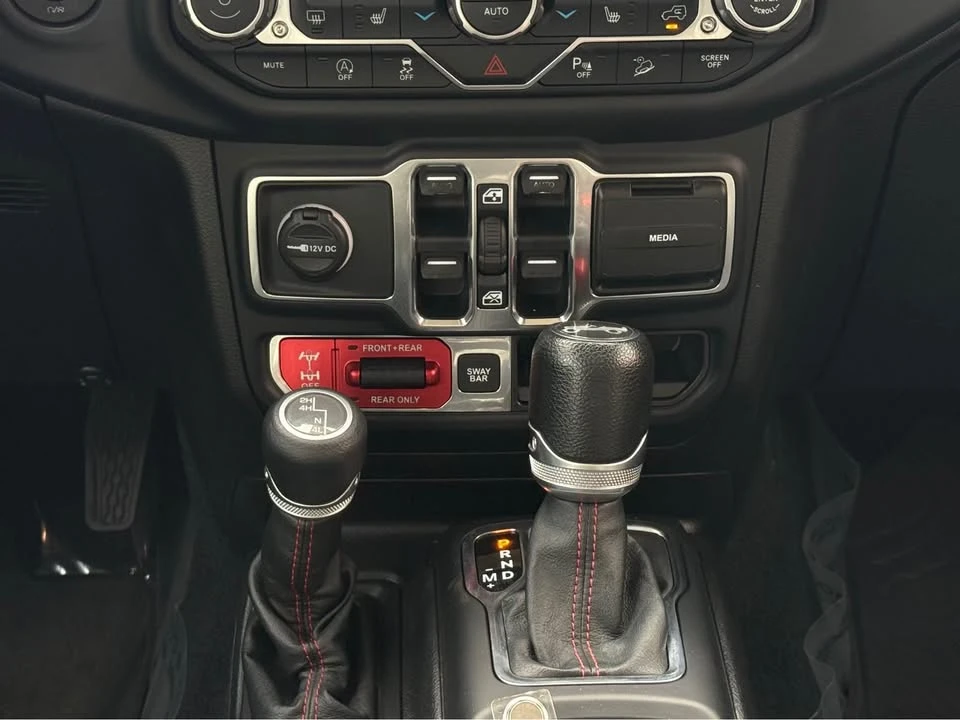2019 Jeep JL Wrangler - Image 15 of 15