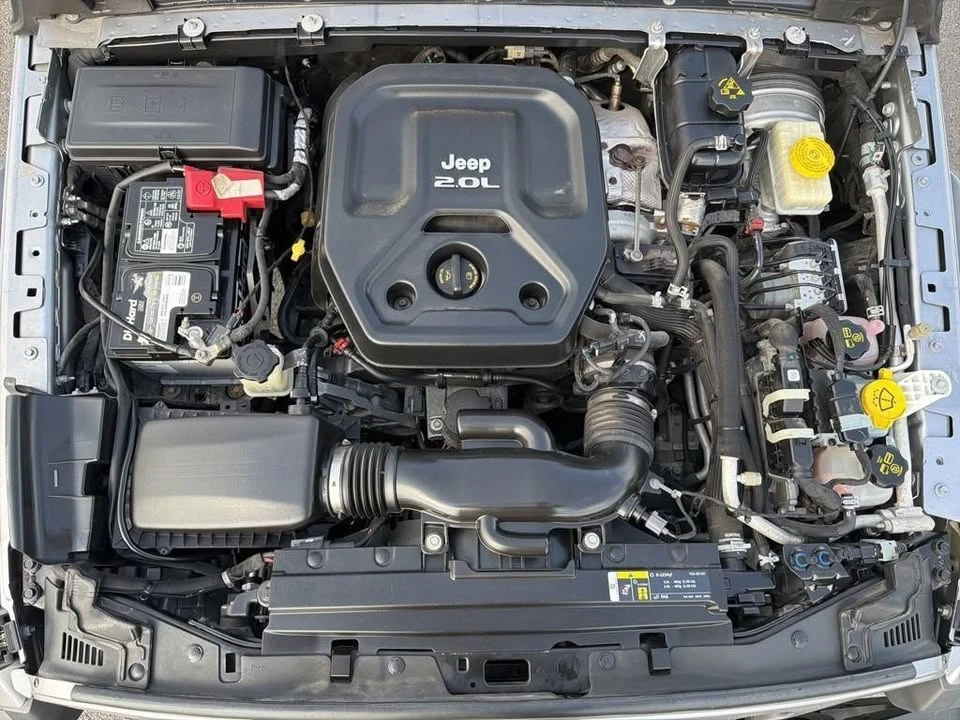 2019 Jeep JL Wrangler - Image 11 of 20